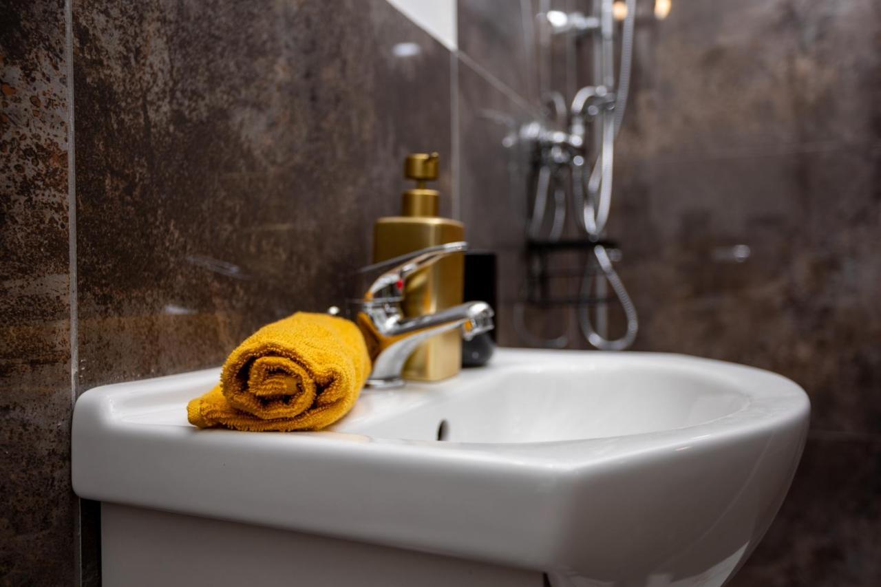 Green Goblin Apartment With Free Private Parking Budapeste Exterior foto